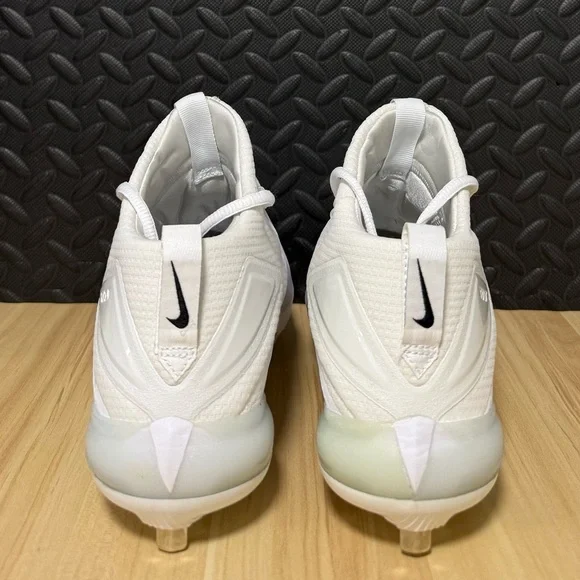 Nike Force Zoom TROUT 3 Baseball Cleats Metal 856503-100 Mens Size 10 - Picture 4 of 5